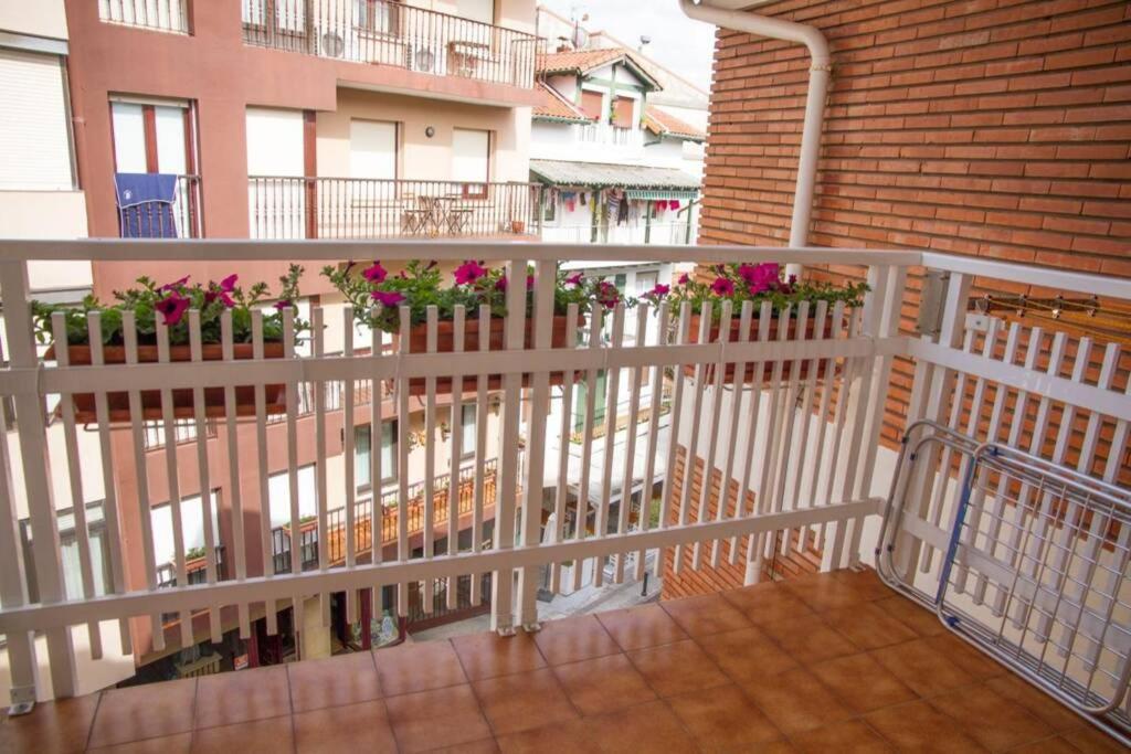 Hondarribia Con Garaje Ess02307 Minneapolis Dış mekan fotoğraf